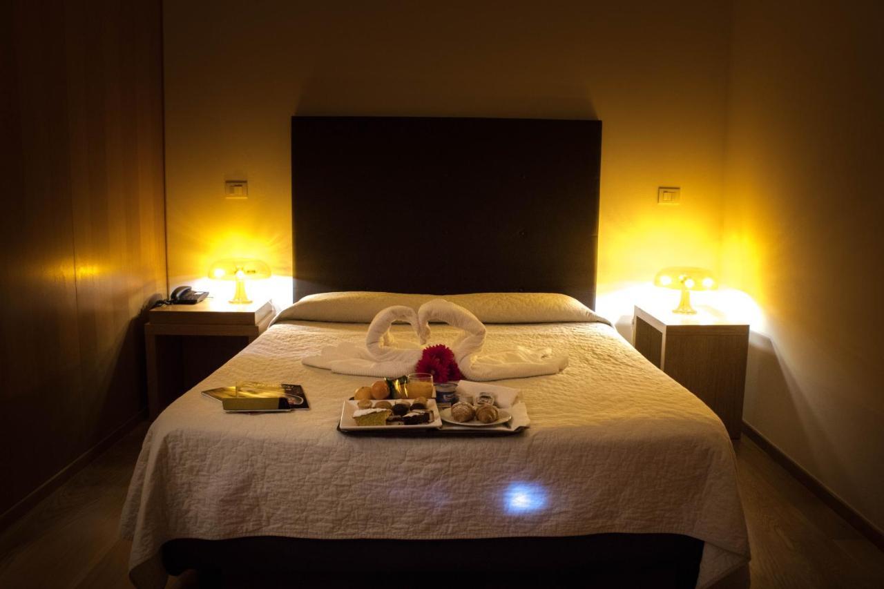 Le Querce Hotel Salsomaggiore Terme Ngoại thất bức ảnh